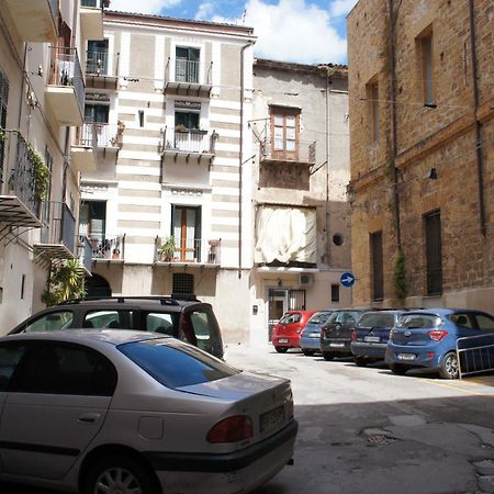 Cathedral Apartment Palermo Buitenkant foto